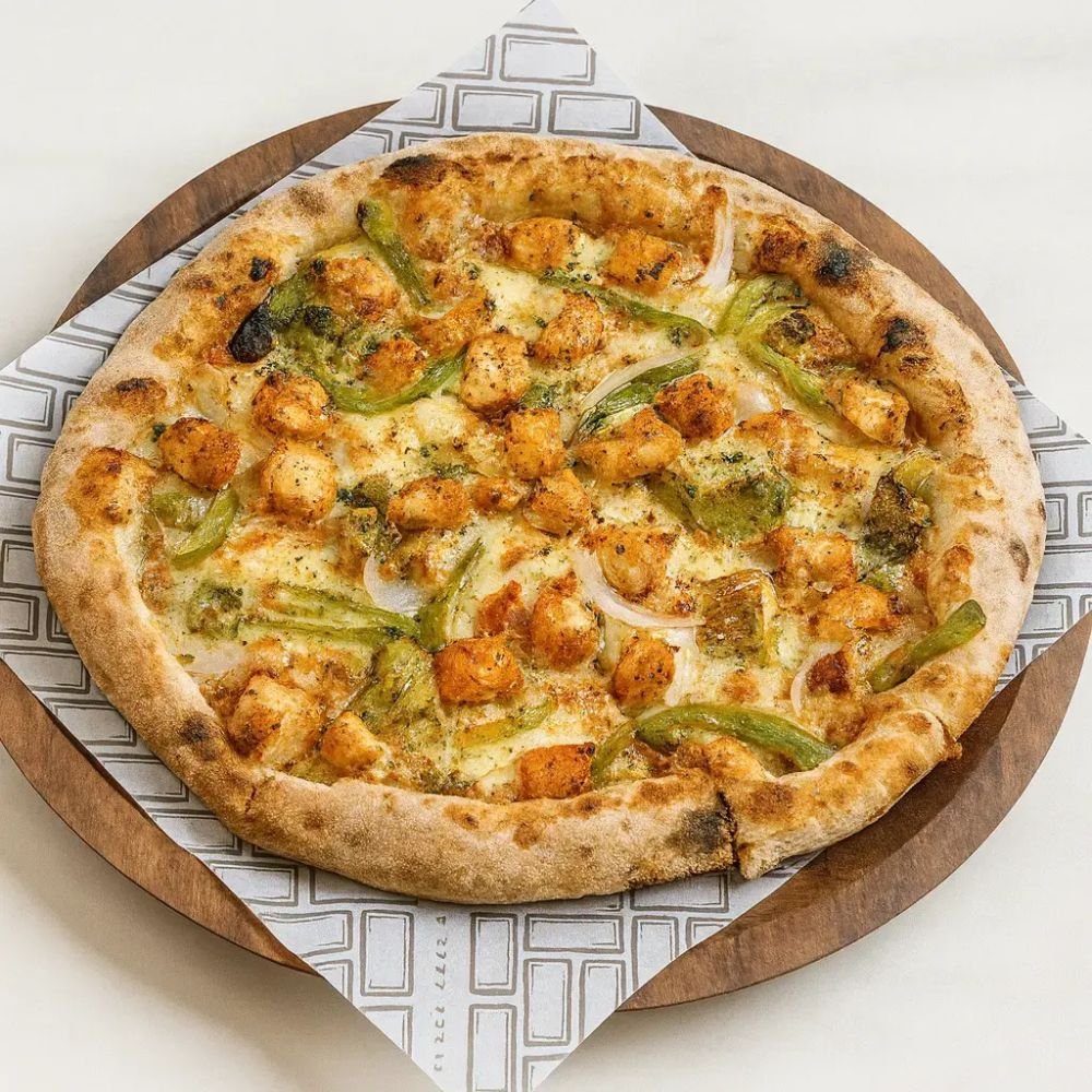 CHICKEN FIESTA PIZZA