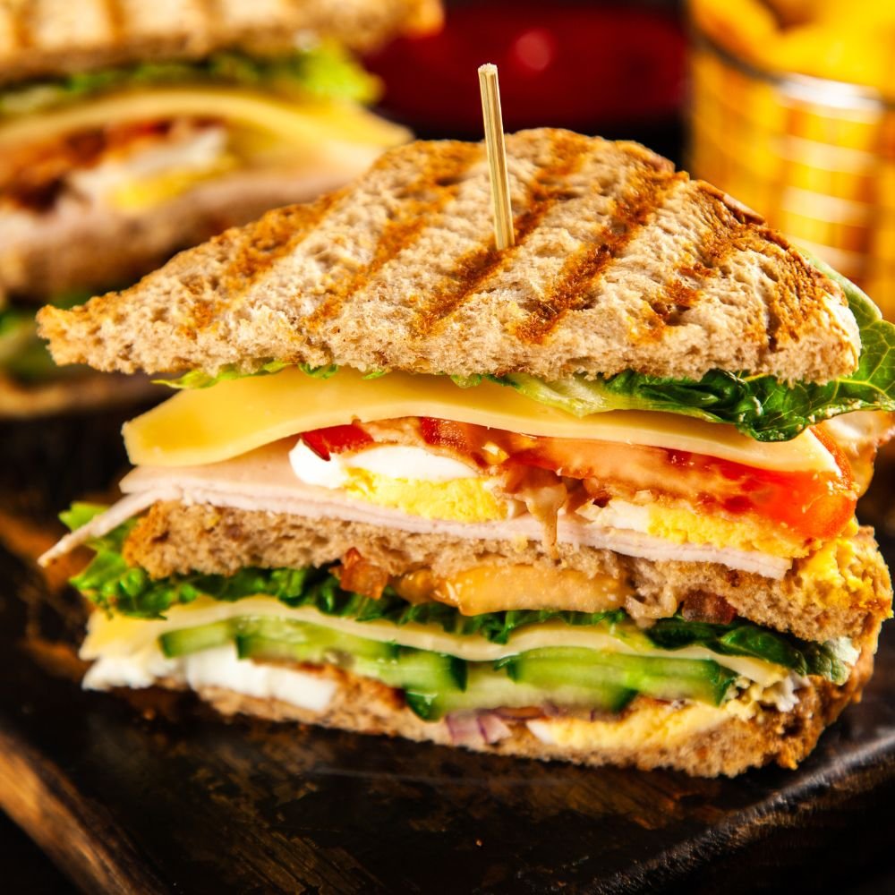 CLASSIC CLUB SANDWICH - VEG
